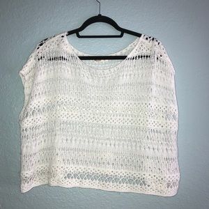 knit white poncho/shawl